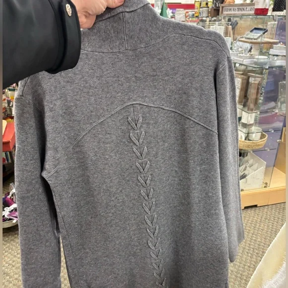 Heavenly-Luxe Long Cardigan with Lattice Back - Picture 4 of 8